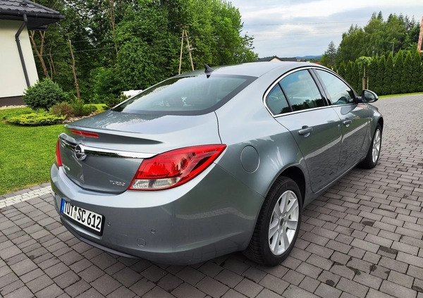 Opel Insignia cena 31700 przebieg: 186000, rok produkcji 2013 z Zwoleń małe 301